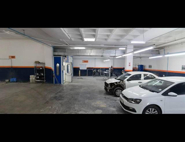 BUSINESS PROPERTY TO RENT IN HATFIELD